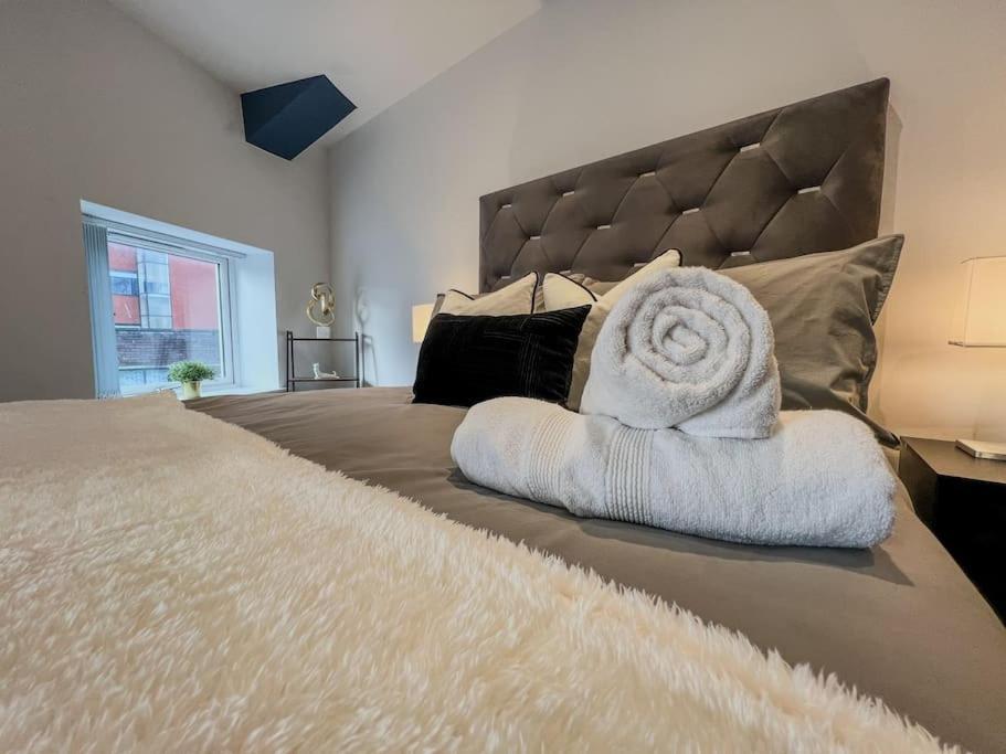Orange Rentals-High Spec, Midnight Suite, Sleeps 4-Pets Welcome! Liverpool Esterno foto