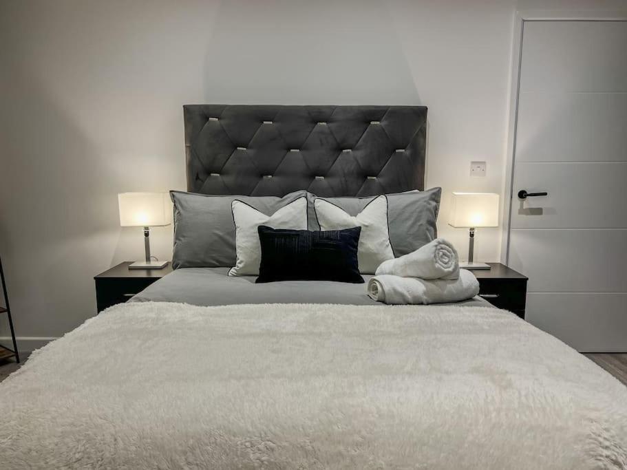 Orange Rentals-High Spec, Midnight Suite, Sleeps 4-Pets Welcome! Liverpool Esterno foto