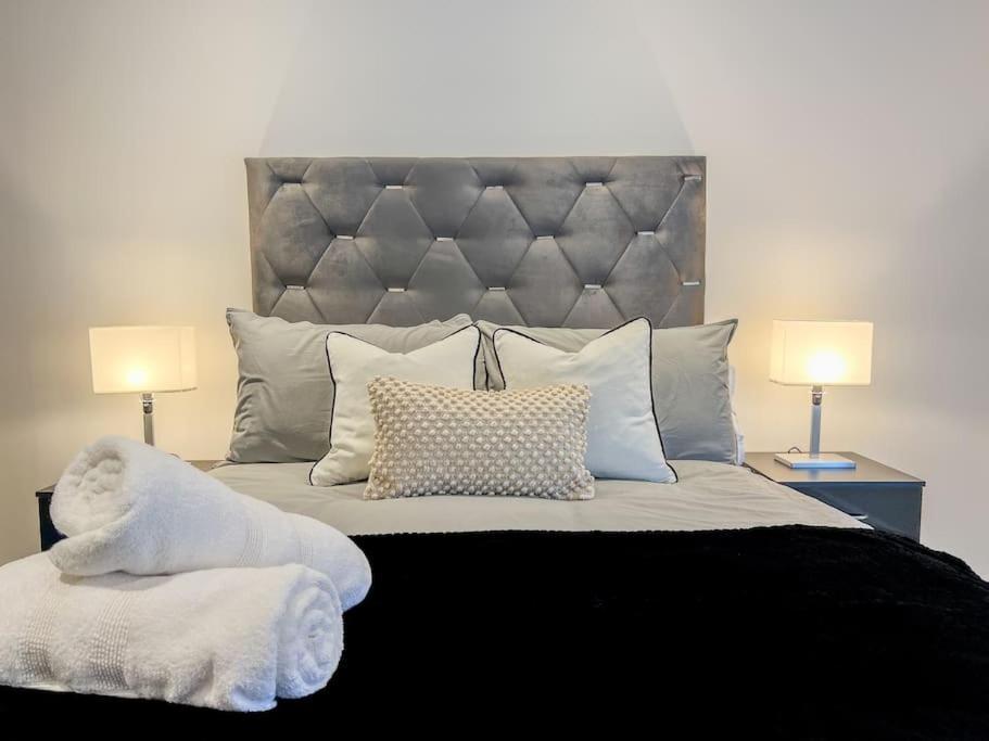 Orange Rentals-High Spec, Midnight Suite, Sleeps 4-Pets Welcome! Liverpool Esterno foto