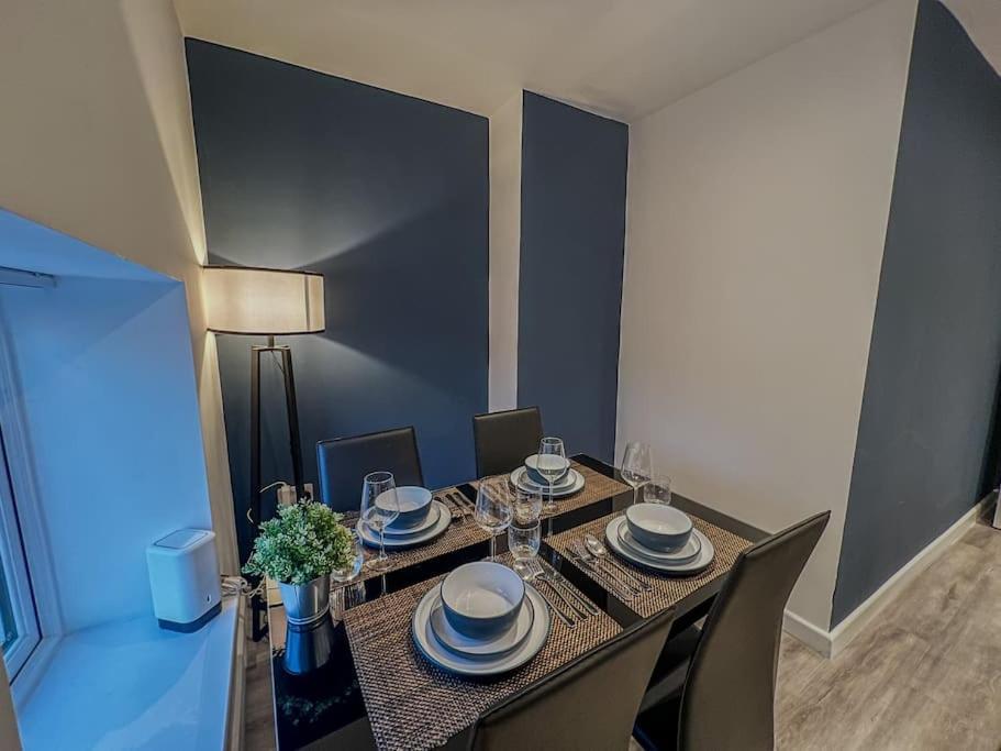 Orange Rentals-High Spec, Midnight Suite, Sleeps 4-Pets Welcome! Liverpool Esterno foto