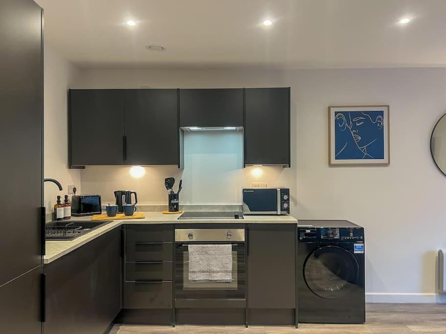 Orange Rentals-High Spec, Midnight Suite, Sleeps 4-Pets Welcome! Liverpool Esterno foto